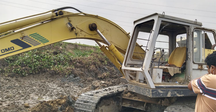 কৃষি জমির মাটি কাটায় ২ যুবকের কারাদণ্ড 