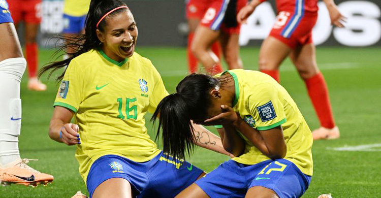 পানামার জালে ব্রাজিলের এক হালি