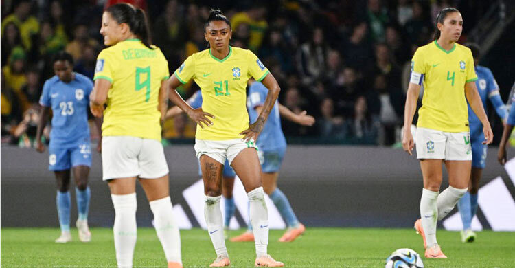 ফ্রান্সের কাছে হার ব্রাজিলের