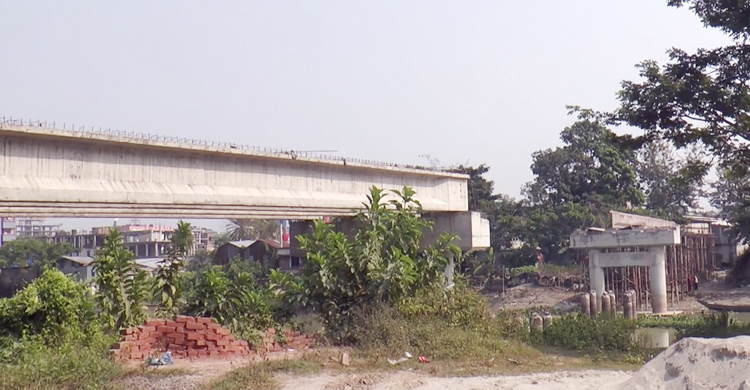 মাদারীপুরে কুমার নদের সেতুর কাজে ধীরগতি, ভোগান্তিতে স্থানীয়রা