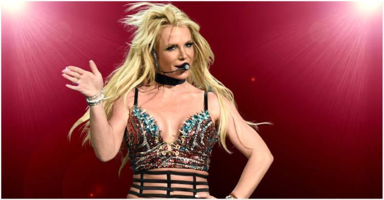 সাবেক স্বামীর বই নিয়ে ক্ষেপেছেন ব্রিটনি স্পিয়ার্স