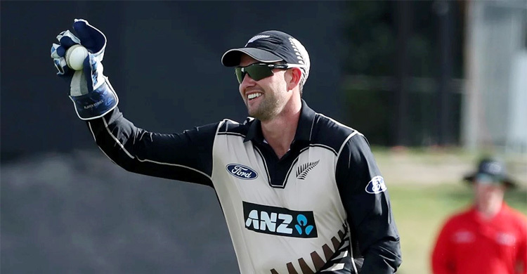 নিউজিল্যান্ডের জার্সিতে ১৭ ম্যাচ খেলা ব্রুস এখন স্কটল্যান্ডের