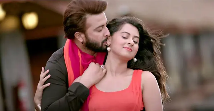 শাকিবের শিক্ষাই মেনে চলেন বুবলী