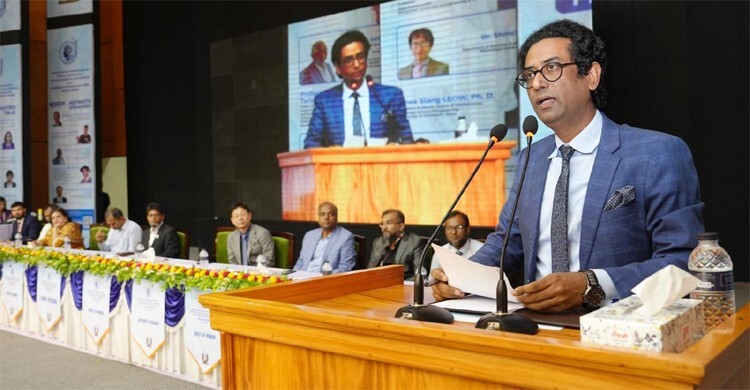 শিক্ষার্থীদের পড়ালেখার পাশাপাশি আয়ের উৎস তৈরিতে হচ্ছে স্মার্ট সিটি