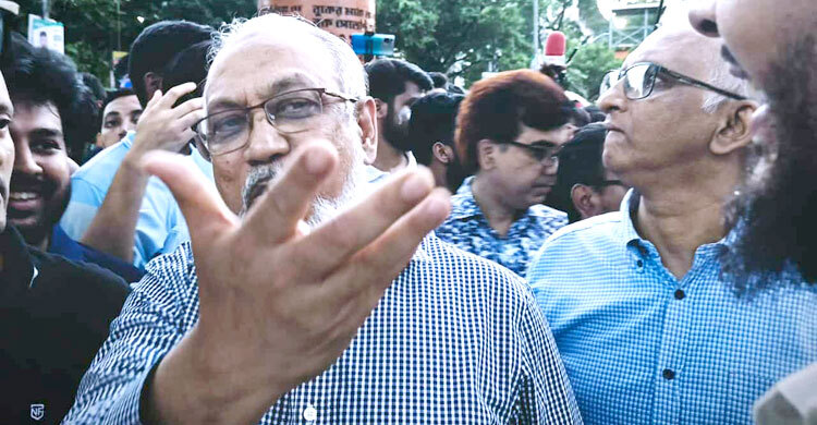 শিক্ষার্থীদের ওপর লাঠিচার্জ সভ্য সমাজে কোনোভাবে কাম্য নয়