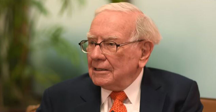 Buffett to step down as Berkshire CEO at year-end