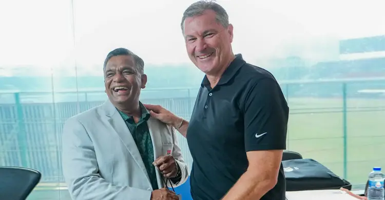 দেশেই আছেন বিসিবি সভাপতি