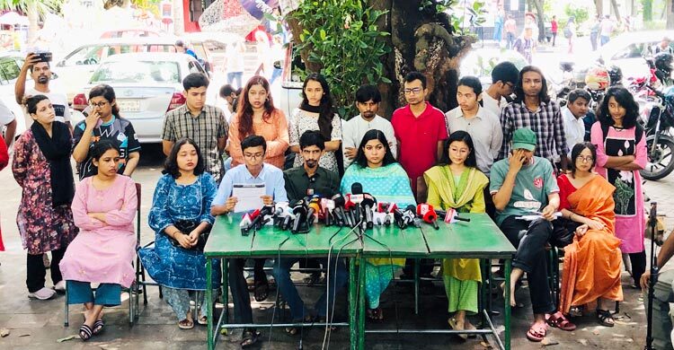 ডাকসু নির্বাচন: ঢাবির সব পরীক্ষা সাময়িক স্থগিতের আহ্বান