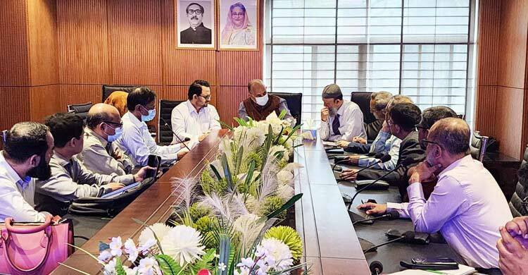 একজনের পুরো শরীর দগ্ধ, আইসিইউতে ৫ জন