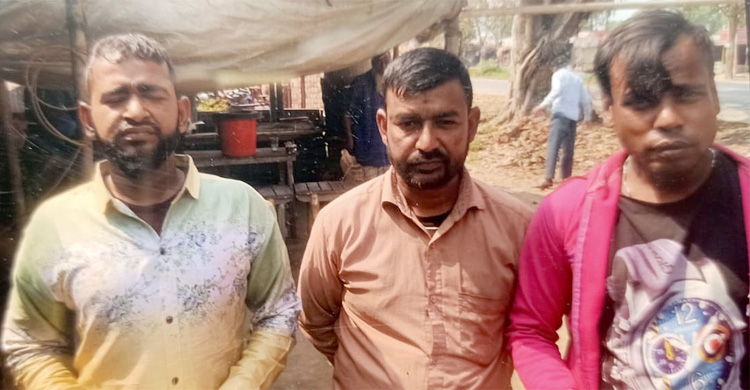 চলন্ত বাসে ডাকাতি-শ্লীলতাহানির ঘটনার ৩ দিন পর মামলা