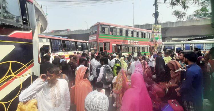 ঈদের পরদিনও ঢাকা ছাড়ছে মানুষ, বাসভাড়া দ্বিগুণ