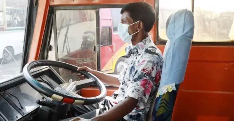 বাসচালকদের চোখ পরীক্ষার উদ্যোগ মালিক সমিতির