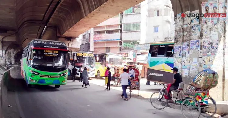 তেল নিতে একাধিক পাম্পে ঘুরছে দূরপাল্লার বাস, কমেছে যাত্রাসংখ্যা