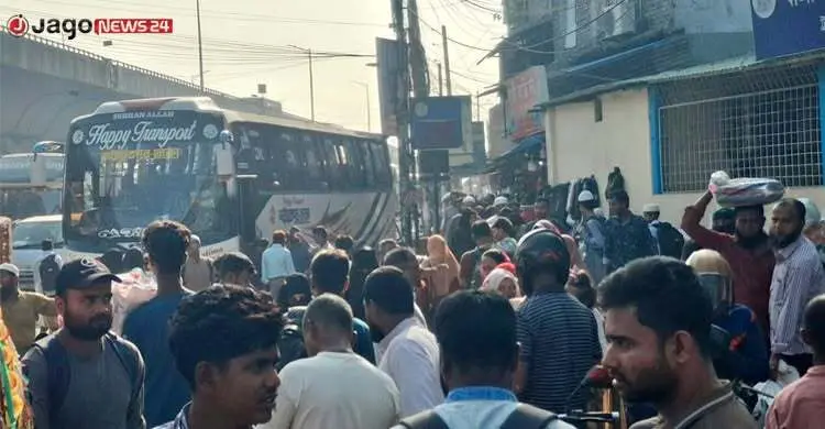 টানা ৫ দিনের ছুটি: ঢাকা ছাড়ছে মানুষ, বাস টার্মিনালে ভিড়