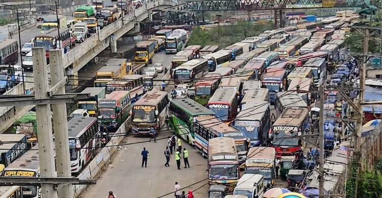 Eid travel hit by ‘fare anarchy’: Passengers to bear Tk 148cr extra burden, finds passengers' forum