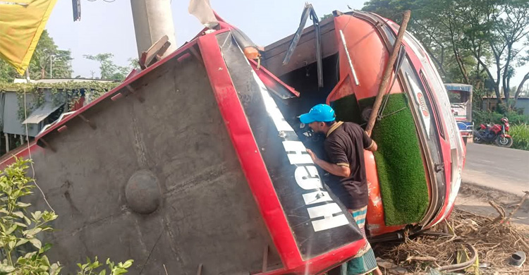 ফরিদপুরে সেই বাসের ফিটনেস সনদ মেয়াদোত্তীর্ণ, তদন্তে কমিটি