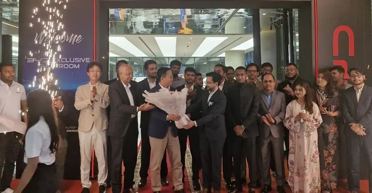 তেজগাঁওয়ে বিদ্যুতচালিত বিওয়াইডি গাড়ির শোরুম উদ্বোধন