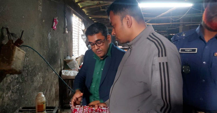 চুয়াডাঙ্গায় কনফেকশনারিতে অভিযান, ৩০ হাজার টাকা জরিমানা