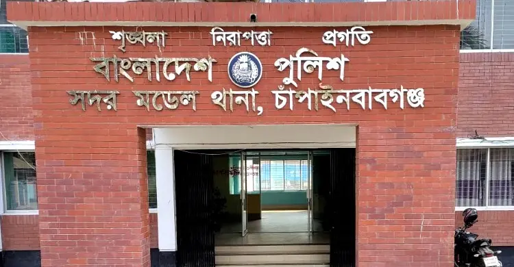 পদ্মায় নৌকাডুবি, চারজন ভারতে সাঁতরে উঠলেও নিখোঁজ ৭