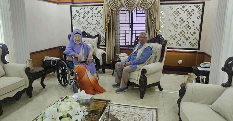 প্রধান উপদেষ্টার সঙ্গে খালেদা জিয়ার দ্বিপাক্ষিক বৈঠক