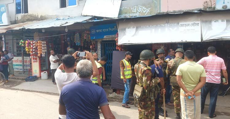 শিক্ষকের জন্মদিনে মেয়াদোত্তীর্ণ কেক খেয়ে অসুস্থ ৩০ শিক্ষার্থী