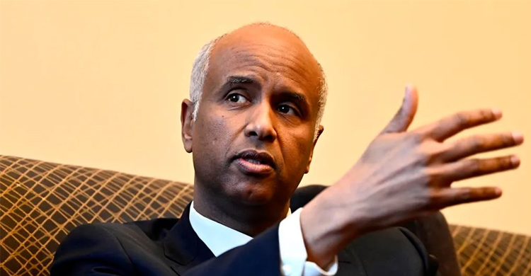 বাংলাদেশকে অর্থ সহায়তা দেবে কানাডা