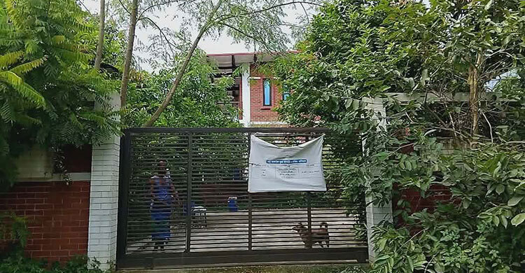 বেনজীরের জব্দ বাড়িতে বেতনহীন কেয়ারটেকার