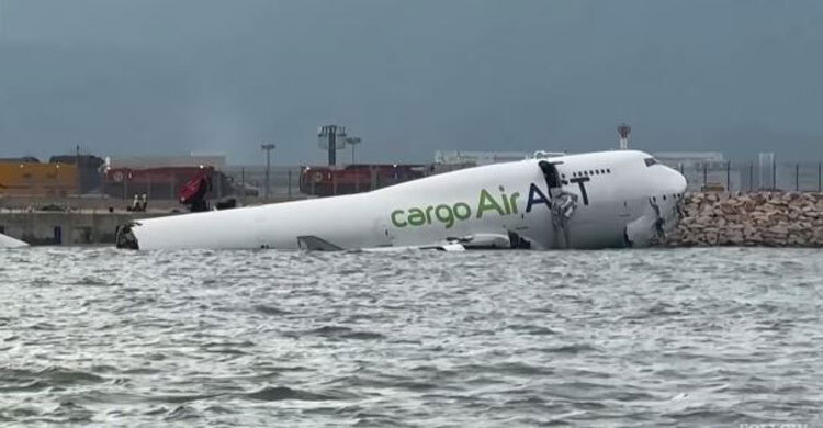 2 killed as cargo plane skids off Hong Kong runway into sea