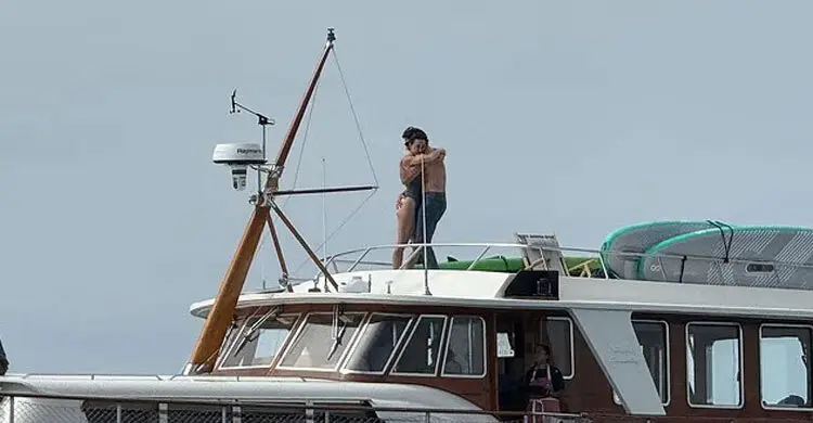 Katy Perry and Justin Trudeau’s yachtside sizzle