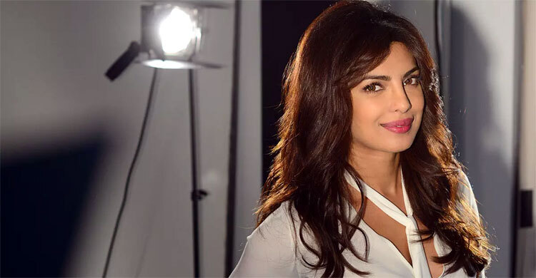 হলিউড সিনেমায় কত পারিশ্রমিক নেন প্রিয়াঙ্কা