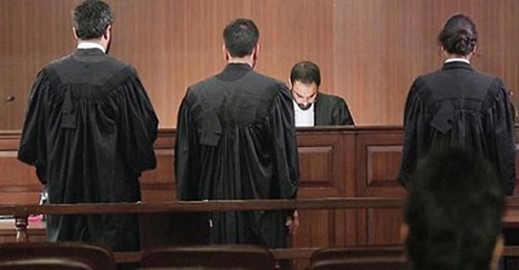 আইনজীবীদের গাউন পরিধানের আবশ্যকতা শিথিল