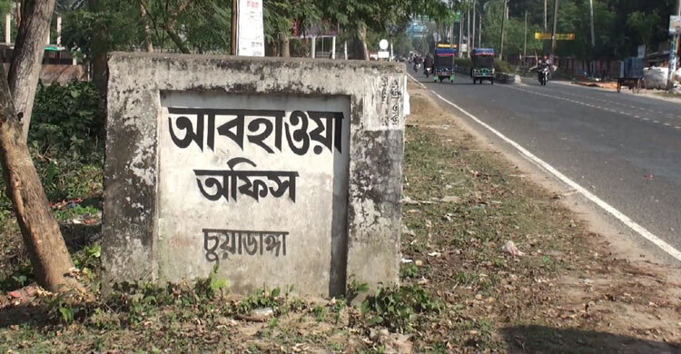 চুয়াডাঙ্গায় দুপুর না গড়াতেই তাপমাত্রা ৪০ ডিগ্রি