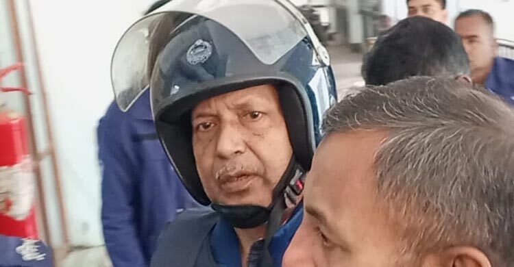 চুয়াডাঙ্গায় সাবেক মেয়র টোটন কারাগারে