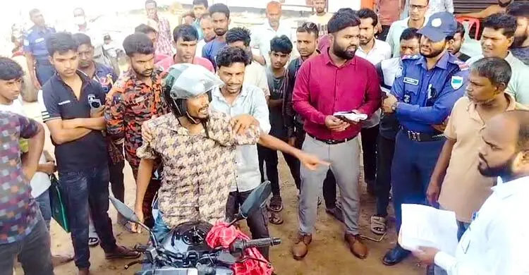 তেল পাম্পে ম্যাজিস্ট্রেটের সঙ্গে অসদাচরণ, যুবকের কারাদণ্ড