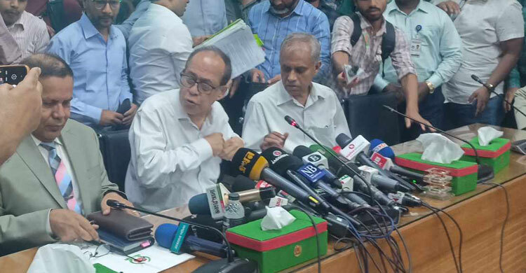 Entire Election Commission resigns