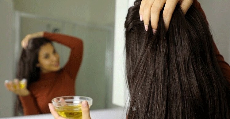 গরমে চুলের ক্ষতি করতে পারে যেসব তেল