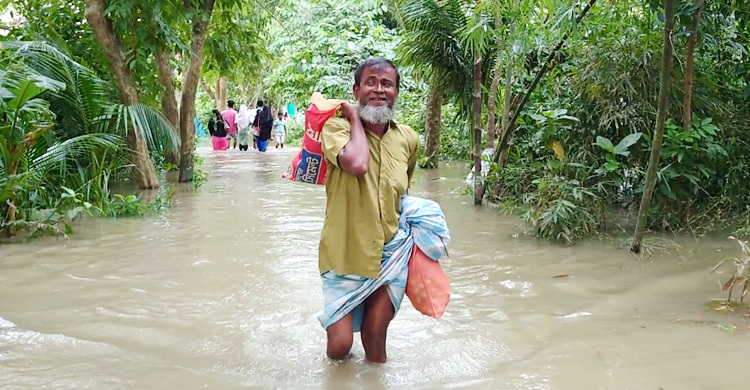 মেঘনার পানি বিপৎসীমার ওপরে, উপকূলীয় অঞ্চল প্লাবিত