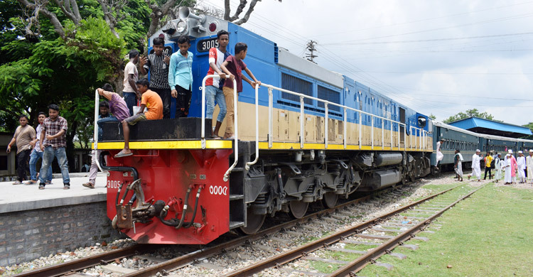 চলাচলের অযোগ্য মেঘনা-সাগরিকা, নতুন ট্রেনের আবেদন