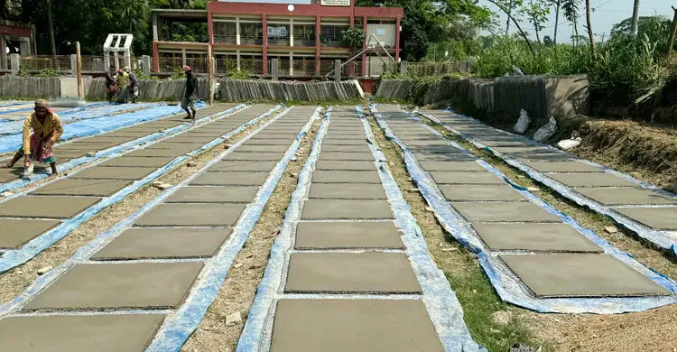 পাউবোর ফেরো সিমেন্ট স্ল্যাব নির্মাণে অনিয়মের অভিযোগ