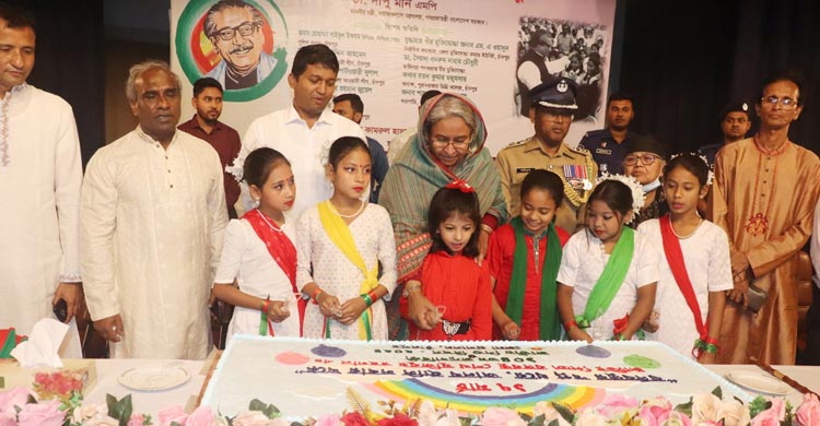 অপ্রতিরোধ্য গতিতে এগিয়ে চলছে বাংলাদেশ: সমাজকল্যাণমন্ত্রী