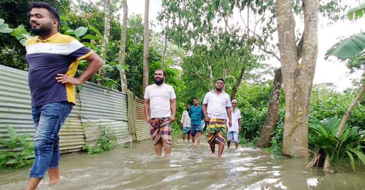 মেঘনার পানি বিপৎসীমার ওপরে, উপকূলীয় অঞ্চল প্লাবিত