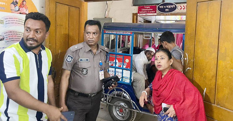 চাঁদপুরে লঞ্চে জন্ম নিলো শিশু, আজীবন ভাড়া ফ্রি ঘোষণা