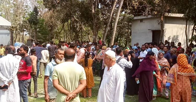 প্রবাসীর বাড়িতে বৃদ্ধাকে শ্বাসরোধে হত্যা, হাত-পা বাঁধা পুত্রবধূ উদ্ধার