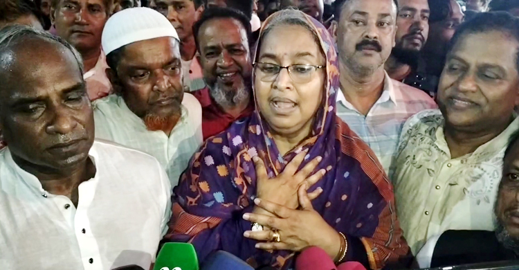 নৌকা-দলের স্বার্থে আমরা এক ও অভিন্ন: শিক্ষামন্ত্রী