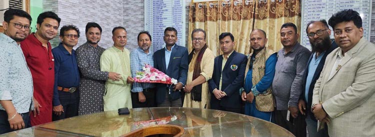 চাঁদপুর টেলিভিশন সাংবাদিক ফোরামের সভাপতি রিয়াদ, সম্পাদক কাদের