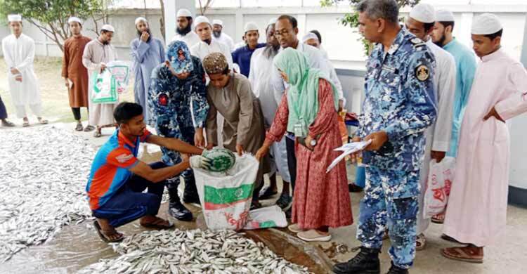 চাঁদপুরে জব্দ ৭০ মণ জাটকা গেলো এতিমখানায়