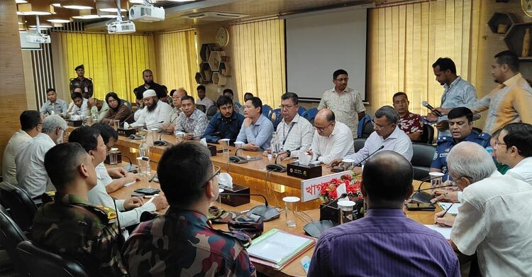 পাহাড়ে সরকারি বাহিনী ছাড়া কারও কাছেই অস্ত্র থাকতে পারবে না