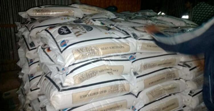 বগুড়ায় চুরি যাওয়া ২৭০ মণ ভারতীয় চাল উদ্ধার