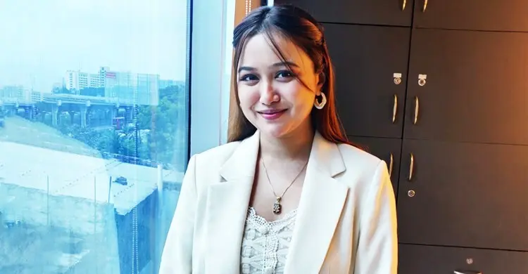 শ্বশুরবাড়ির এলাকা থেকে মনোনয়ন চেয়েছেন চমক