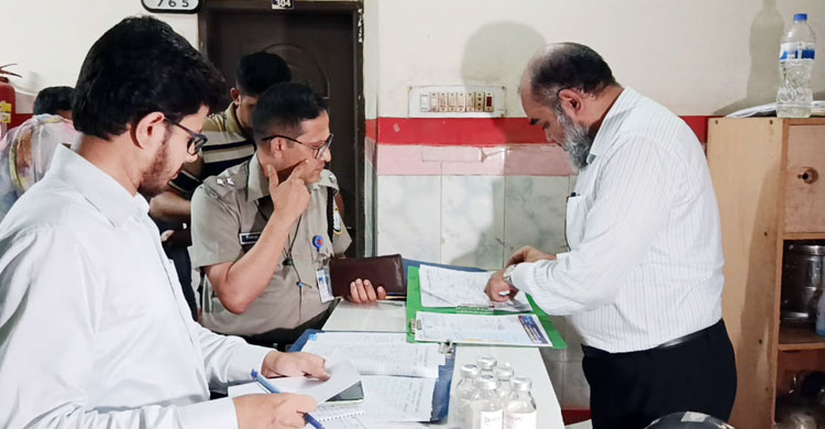 কবরস্থানে নবজাতক রেখে যাওয়ার ঘটনায় সেই হাসপাতালের কার্যক্রম বন্ধ